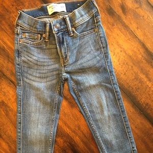 Abercrombie kids Super Skinny 5/6 jeans